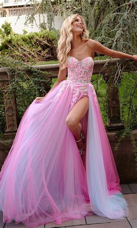 2024 A Radiant Pink Dress Prom: Celebrating Style, Confidence, and Unforgettable Moments-marketplaceplus.shop