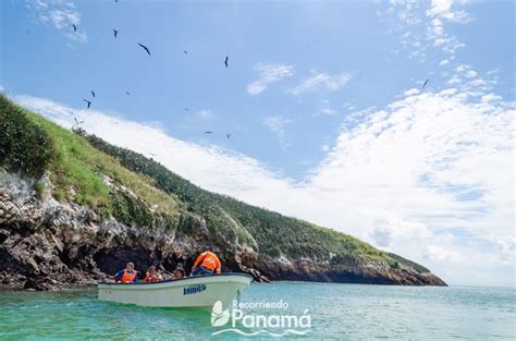 A Tour to Farallón Island · Recorriendo Panamá