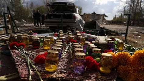 A UN report urges Russia to investigate an attack on a Ukrainian village that killed 59 civilians
