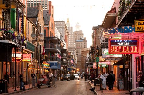A Walking Tour of the New Orleans Central Business District