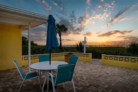 The Beachcomber: Beachcomber on Casey Key is amazing - See 282 traveler reviews, 290 candid photos, and great deals for The Beachcomber at Tripadvisor..