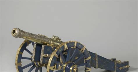 A bejeweled cannon and other art will head home to Sri Lanka from Netherlands museum