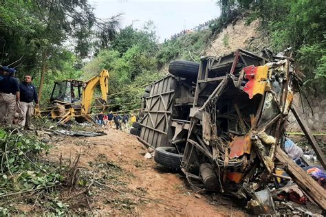 A bus careens into a gulch in southern Mexico, killing 29 people