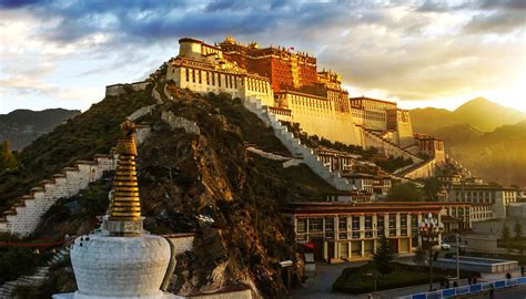 A comprehensive guide to travel in tibet chinese edition. - Enajenación de bienes eclesiásticos en el ordenamiento jurídico español.