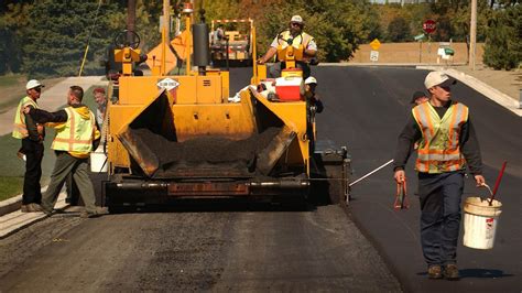 A family feud buckles paving powerhouse Payne & Dolan - Journal Sentinel