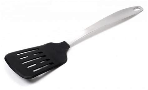 A food worker uses a spatula to flip hamburger. Things To Know About A food worker uses a spatula to flip hamburger. 
