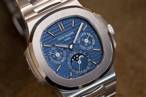A guide to buying your first patek philippe. - Bendix king kx 155 service manual.