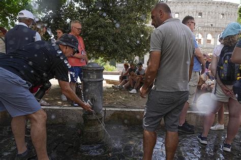 A heat wave in southern Europe generates health warnings for residents and tourists