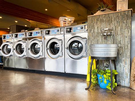 Self-Service Laundromat - Locations Nationwide | Li
