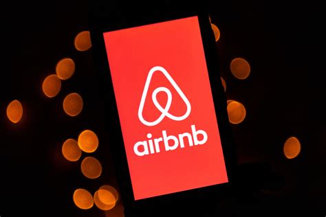 A megahost might run your Airbnb: Why it matters