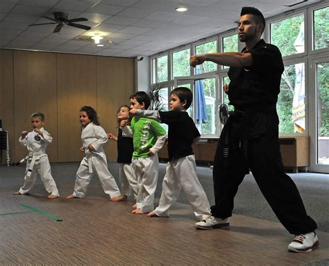 A parents guide to childrens martial arts. - Download gratuito manuale di officina lexus is200.