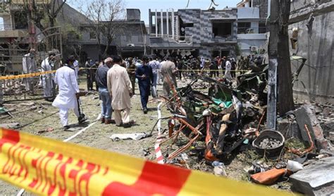 A rocket launcher shell accidentally explodes at a home in southern Pakistan and 8 people are dead