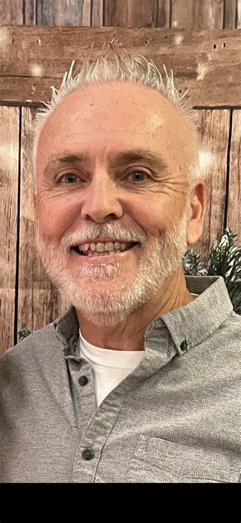 A simple cremation obituaries.  D&eacute;finition, exemples et prononciation de simple : Qui agit se...