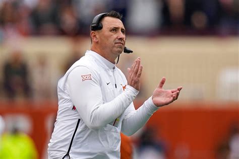 A walk to remember: Sarkisian's pregame stroll is about staying grounded, being focused