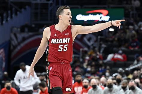 A year after fading from playoff view, Heat’s Duncan Robinson again drawing postseason notice