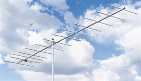 A13B2, 2M Yagi, 13 Element, 1.5 kW MFJ Enterprises Inc