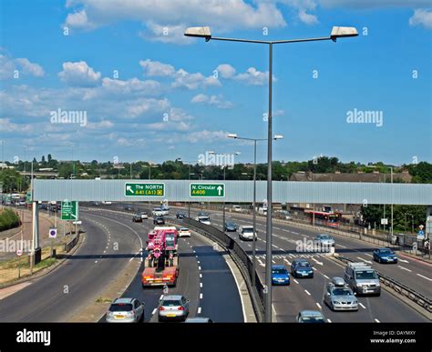 A406 North Circular Road