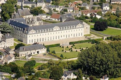 ABBEY OF PONTLEVOY - Prices & Villa Reviews (France)