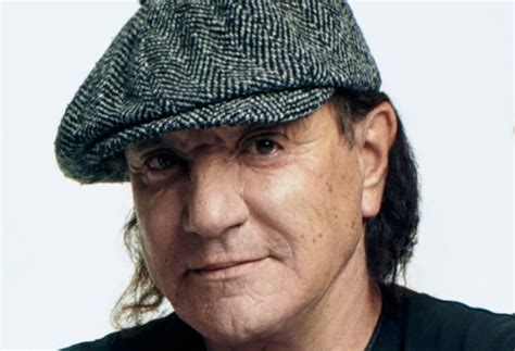 AC/DC Singer BRIAN JOHNSON: Long-Delayed