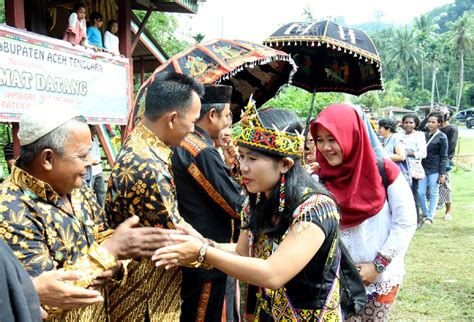 ACEH in HISTORY Preserving Traditions An