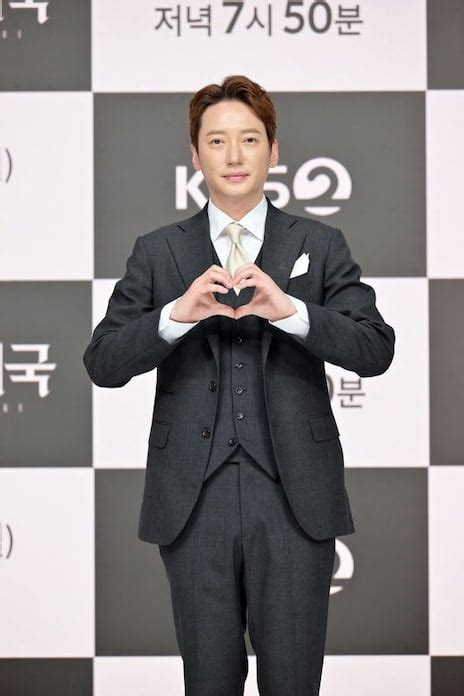 Actor Lee Sang-bo dies after battling depression following family ... - raincitystudios.com