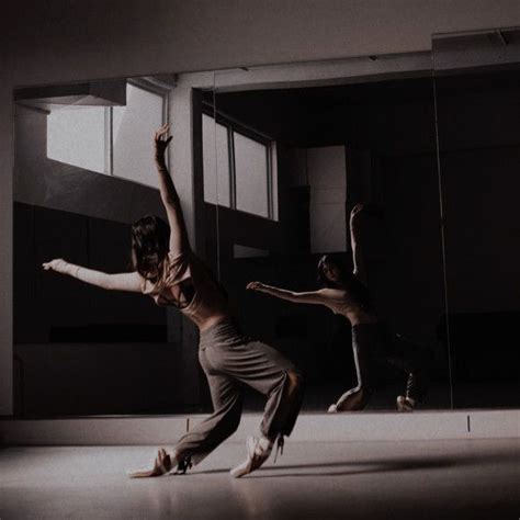 Aesthetics of Dance | The Oxford Handbook of Empirical Aesthetics ... - muktibox.com