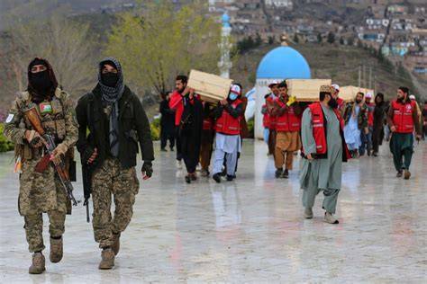 Afghanistan and Pakistan announce a temporary pause in ... - AP News - raincitystudios.com