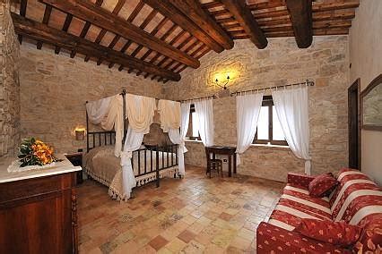 AGRITURISMO IL PORTONE - Farmhouse Reviews & Price …