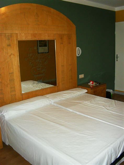 AHC Caceres Rooms: Pictures & Reviews - Tripadvisor