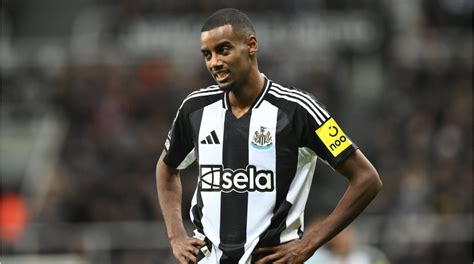 Alexander Isak, forward - Liverpool FC - wintechmobiles.com