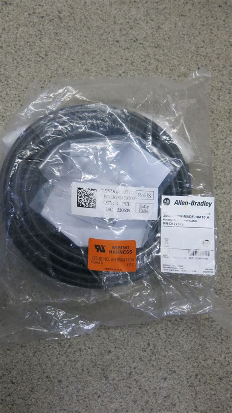 ALLEN BRADLEY 2090-CTPW-MADF-18A15 KINETIX TLP POWER CABLE