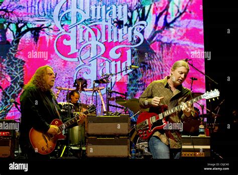 ALLMAN BROTHERS Live Columbia, MD 9-30-2008 WARREN HAYNES DEREK TRUCKS ...