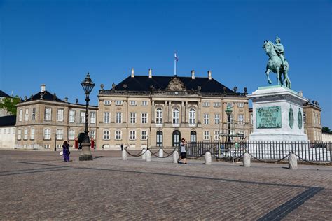 Amalienborg Palace | A royal palace in Copenhagen - wintechmobiles.com