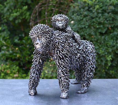 Animal Sculptures - muktibox.com