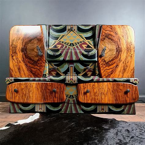 Annie's Furniture Art - Professionally Upcycled and … - muktibox.com