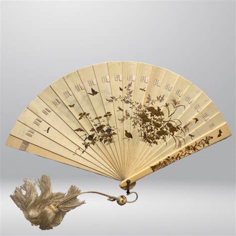 Antique Ivory Fan - Etsy - muktibox.com