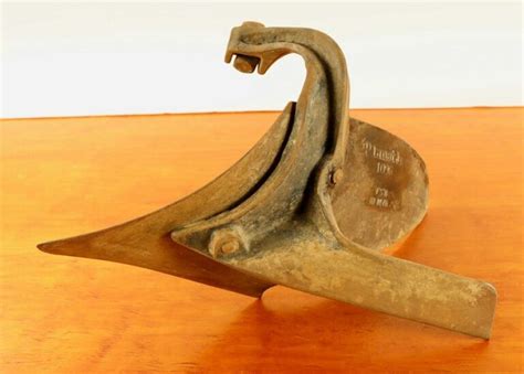 Antique Plows: Identification and Value Guide - muktibox.com
