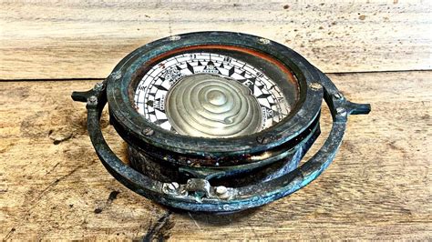 Antique Rusty Nautical Compass Restoration - muktibox.com