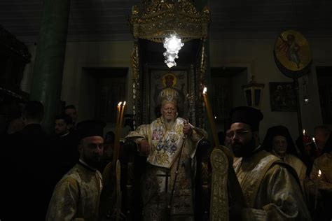 AP PHOTOS: Orthodox patriarch marks Easter on Turkish island