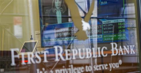 AP sources: Banks working on rescue plan for First Republic