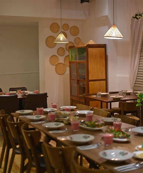 APA ARTI MESUM restoran heritage & pose keren ala Indo info terkini lihat rust orange penggemar sepakbola lokal 67 pengorbanan mulia image 1
