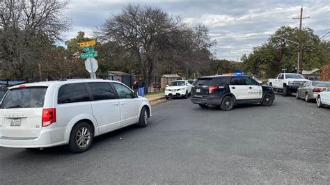 APD SWAT team responds to call in south Austin