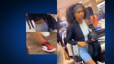 APD looking for two suspects in mall robbery