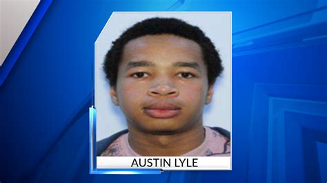 APD searching for suspect in east Austin shooting