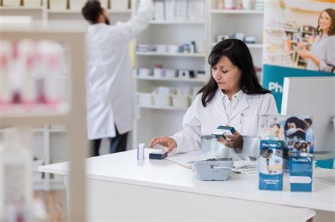 Apoteker Dan Farmasi Apakah Sama - wintechmobiles.com