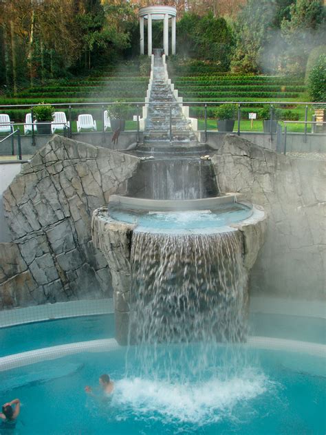 Aquatic spaces: origin and history of spas - wintechmobiles.com