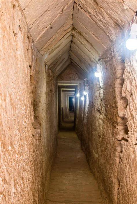 Archaeologists Discover 4,300-Foot-Long Tunnel Under Ancient Egyptian ... - raincitystudios.com