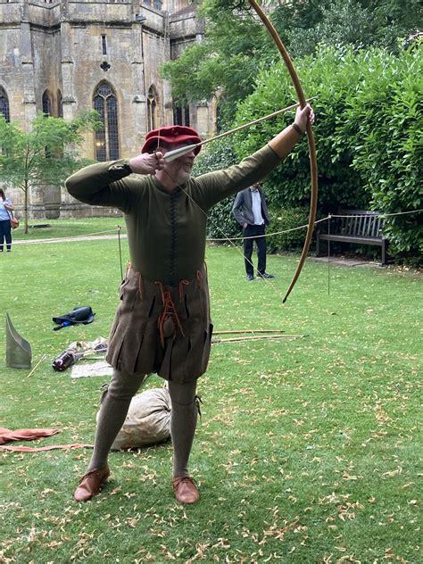 Archery in Medieval England - History of Fighting - wintechmobiles.com