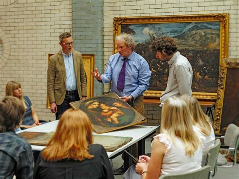 Art Restoration & Collectibles Conservation – AMRestore - muktibox.com