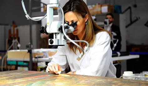 Art-restoring family uses science to preserve ancient … - muktibox.com